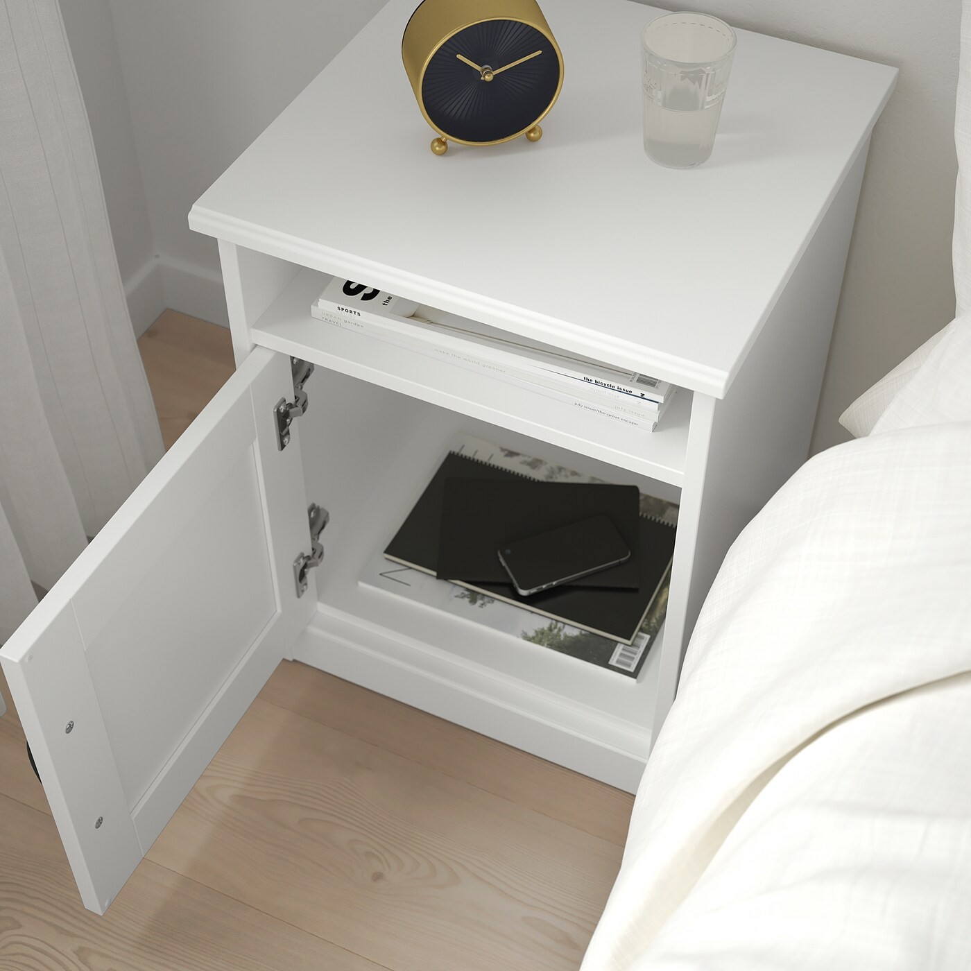 SONGESAND Bedside table