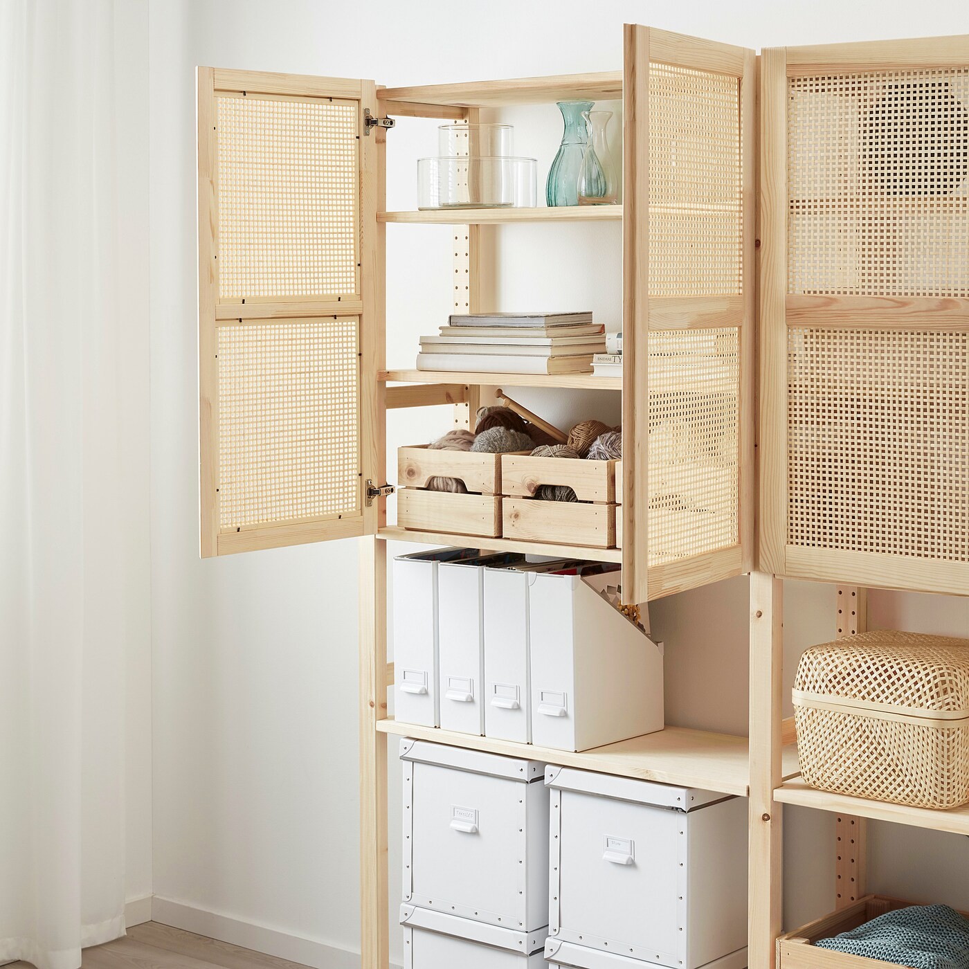 IVAR Storage combination with doors