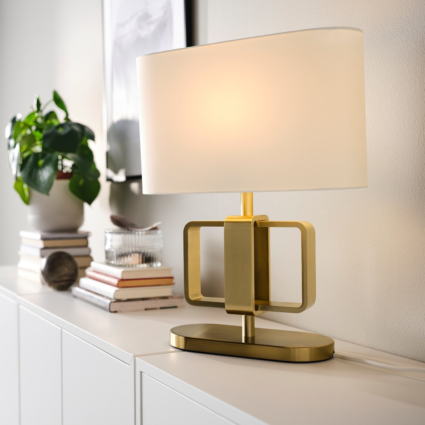 UPPVIND Table lamp