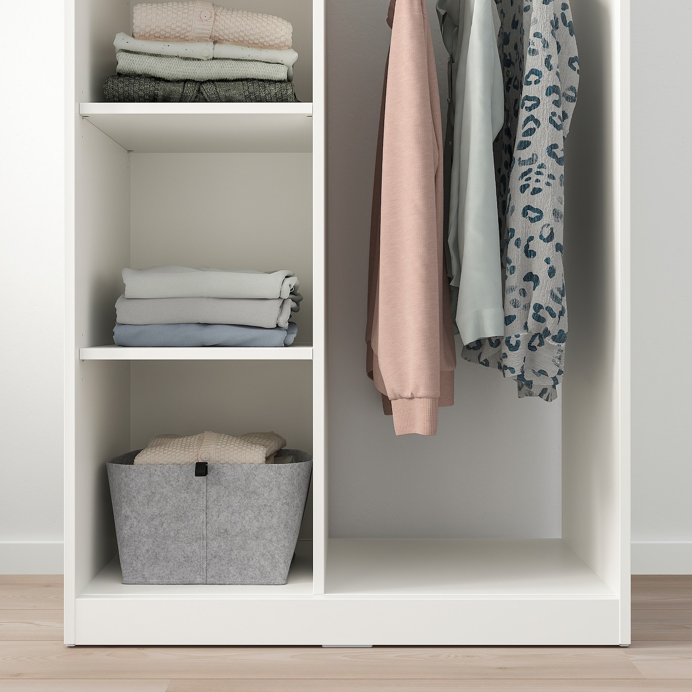 SYVDE Open wardrobe