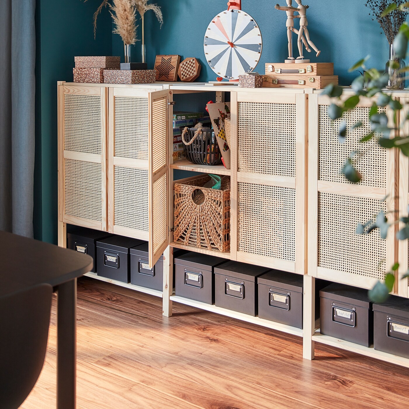 IVAR Shelving unit with doors