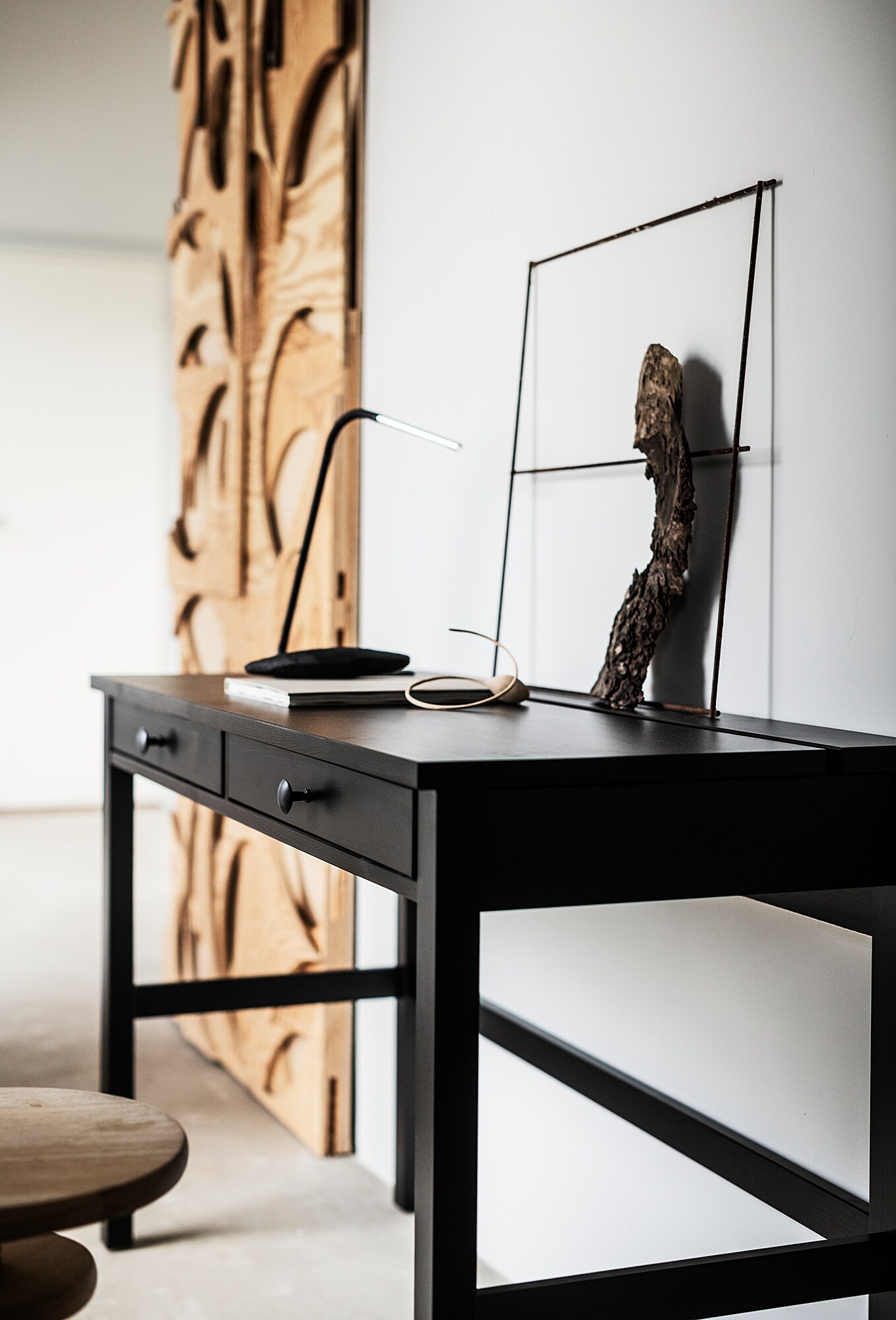 HEMNES Desk with 2 drawers