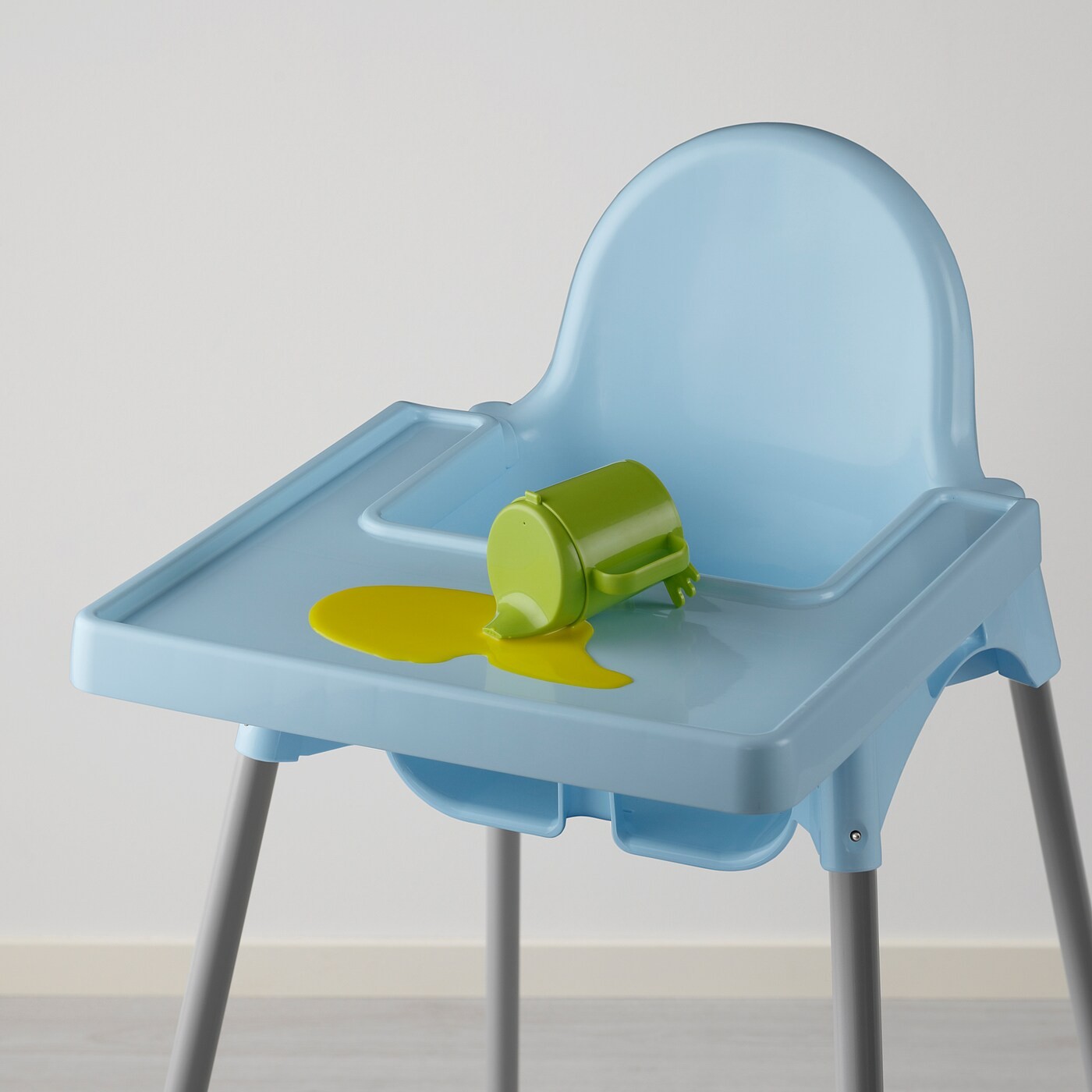 ANTILOP Highchair with tray