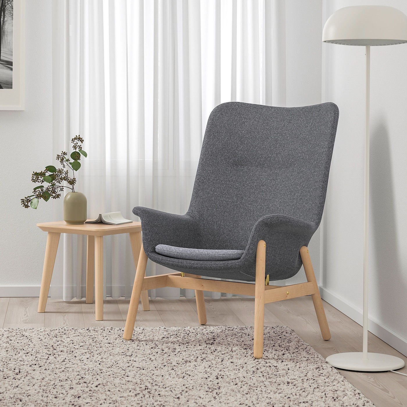 VEDBO High-back armchair