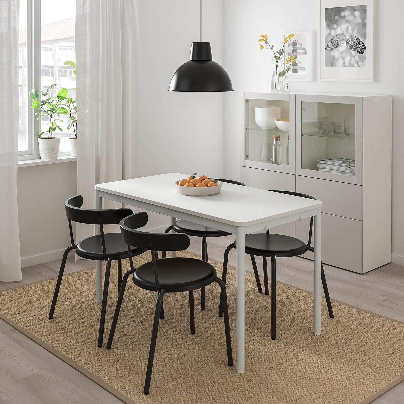 TOMMARYD / YNGVAR Table and 4 chairs