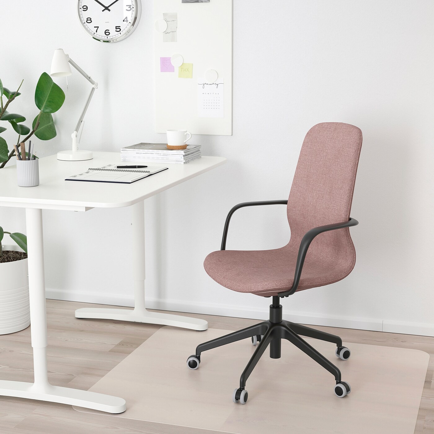 LÅNGFJÄLL Office chair with armrests