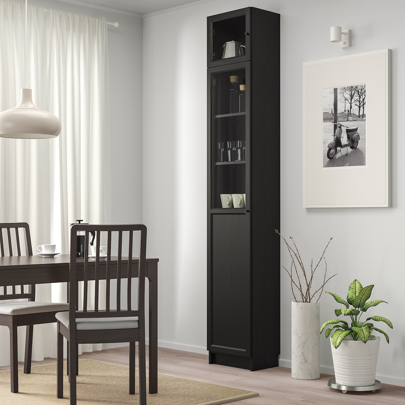 BILLY / OXBERG Bookcase w hght ext ut/pnl/glss drs