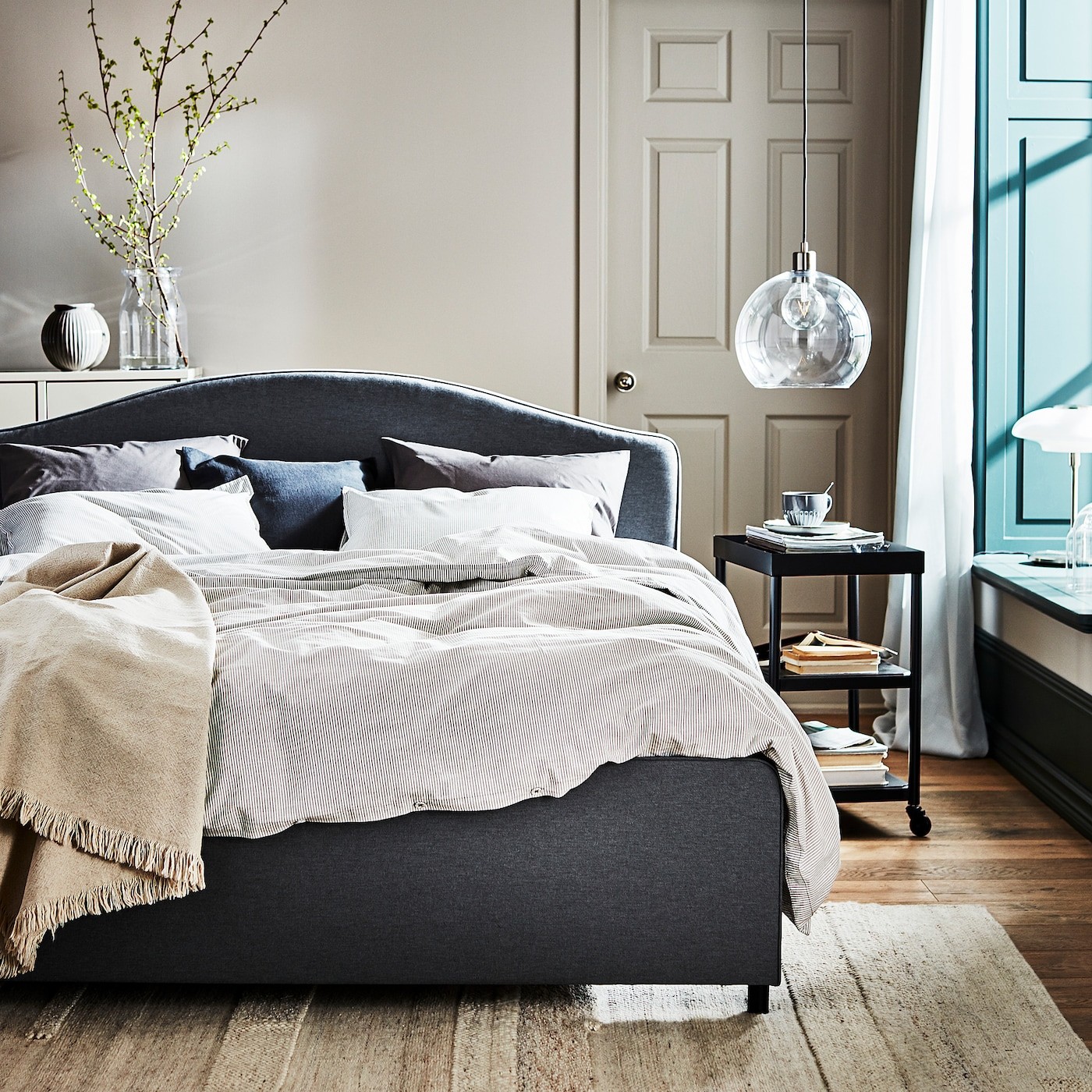 HAUGA Upholstered bed frame