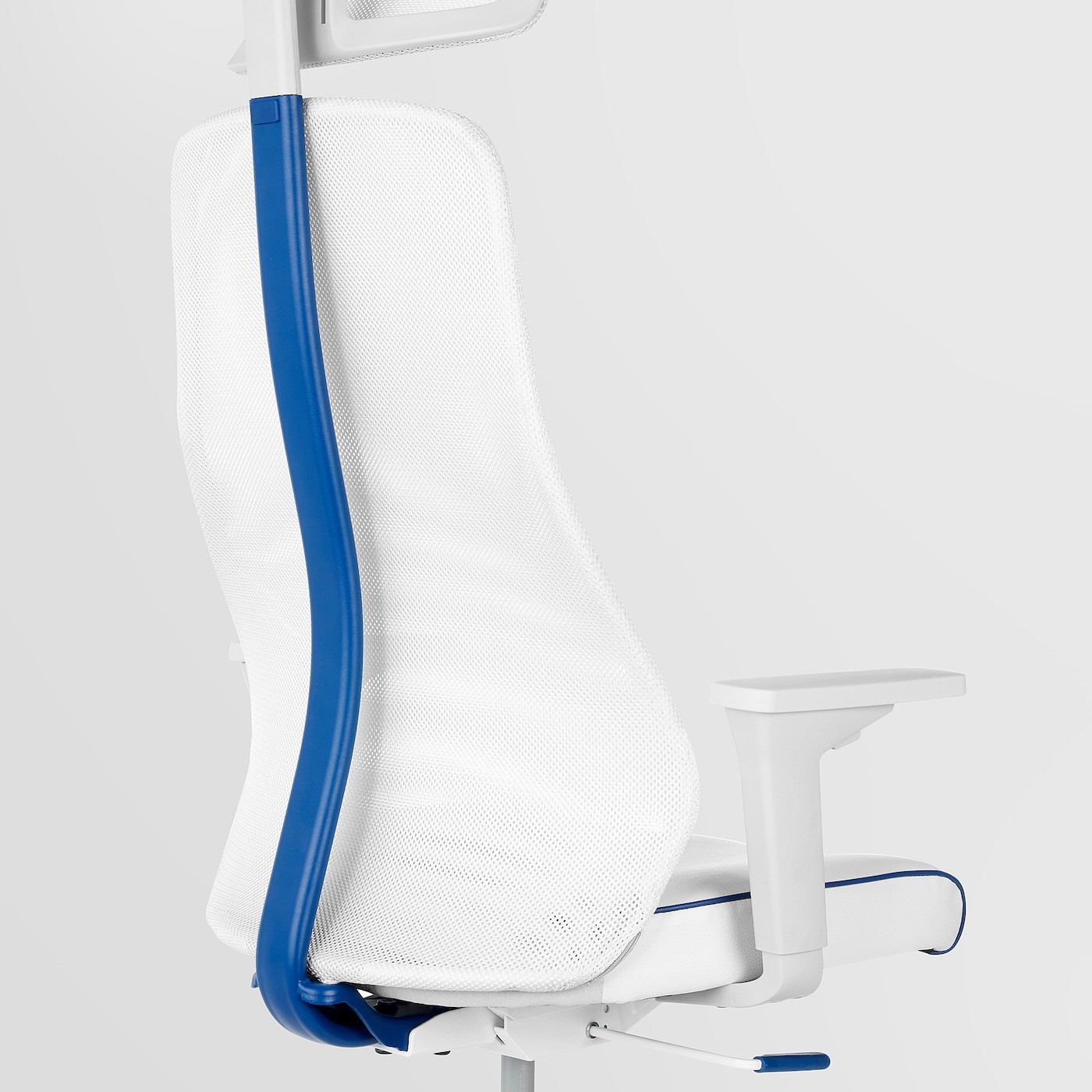 UTESPELARE / MATCHSPEL Gaming desk and chair