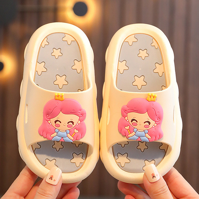 Summer cartoon cute home shoes for girl kids slippers soft baby shoes children slippers waterproof non-slip bathroom