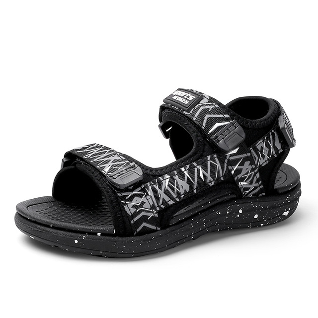 XZVZ boys sandals breathable strap children sandals summer travel boy beach shoes comfortable non-slip kids shoes