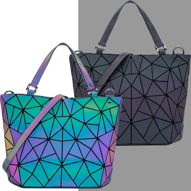 New Luminous Bao Bag Reflective Geometric Bags For Women 2020 Quilted Shoulder Bags Plain Folding Female Bags Bolsa Feminina