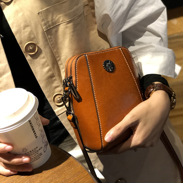 Genuine Leather Mobile Phone Cover Women Messenger Bag Cowhide 2022 Shoulder Bag Oil Wax Skin Small Square Box Purses Crossbody