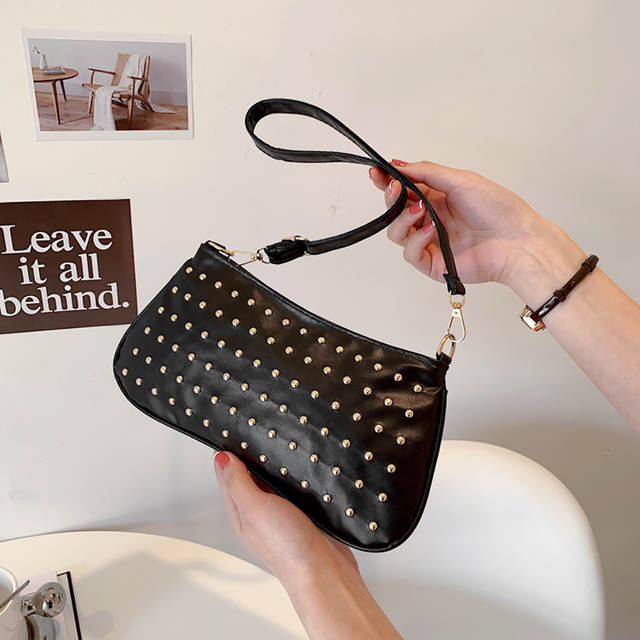 Women Leather Handbag Fashion Rivet Female Crossbody Bags New Clutch Street Fashion Simple Designer Handbag Luxury Female Bag