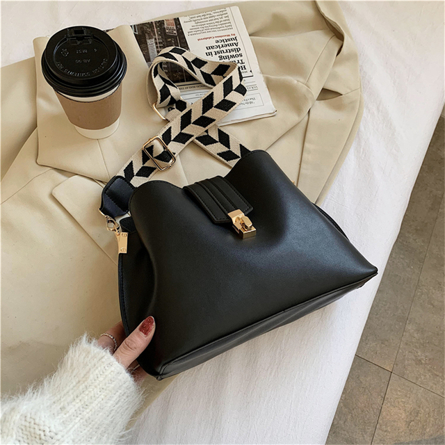 Simple small pu leather bucket crossbody bags for women 2022 new designer lady fashion luxury branded shoulder bag purses