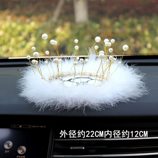 High-grade pearl feather car anti-slip mat dashboard mat perfume seat cushion mobile phone storage mat interior accessories