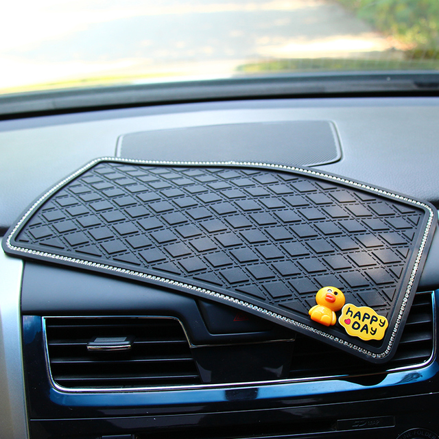 Car anti-slip mat, center console mat, silicone mat, sunglasses, mobile phone storage mat, auto parts, car decoration mat