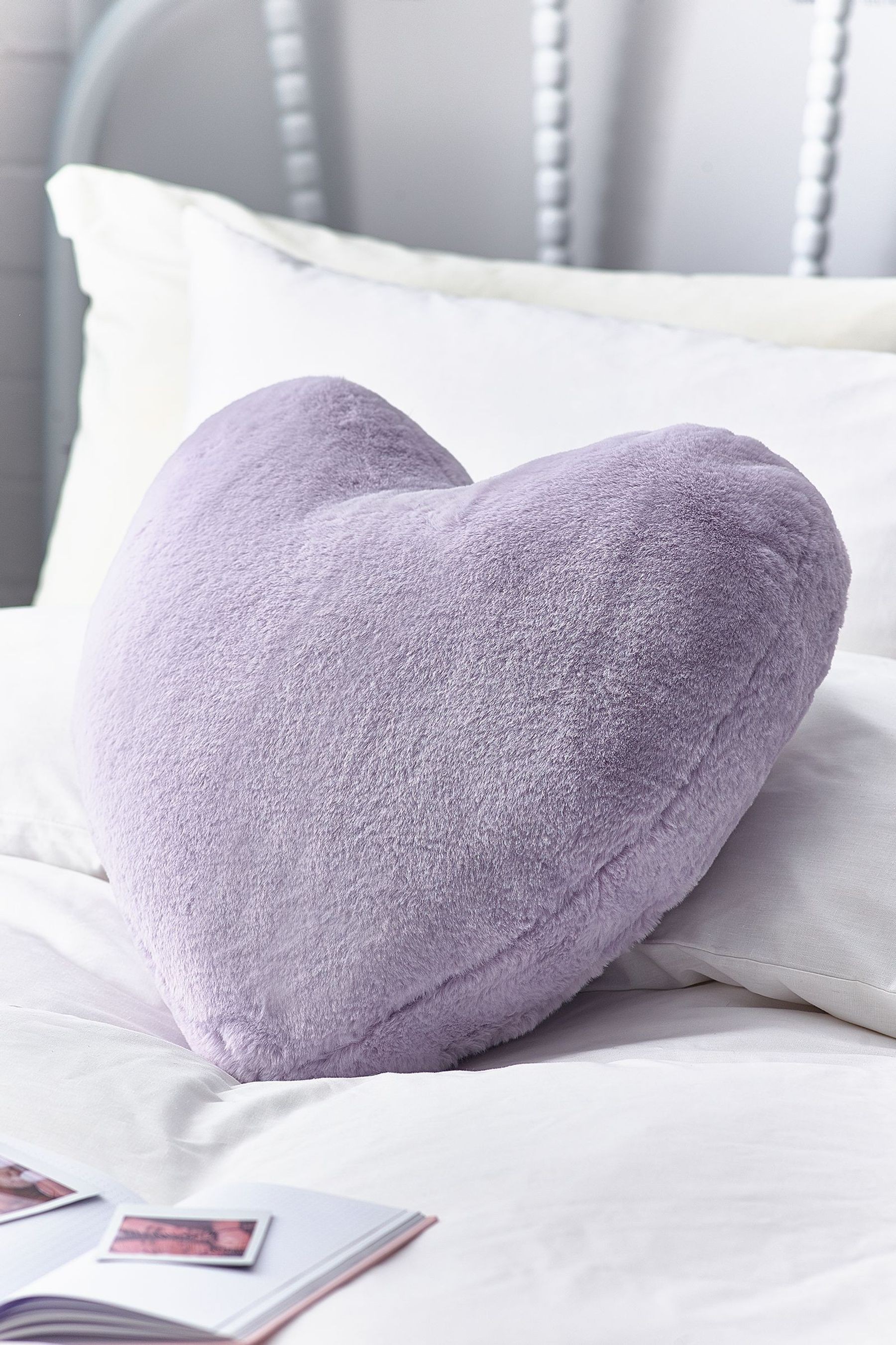 Super Soft Heart Faux Fur Cushion