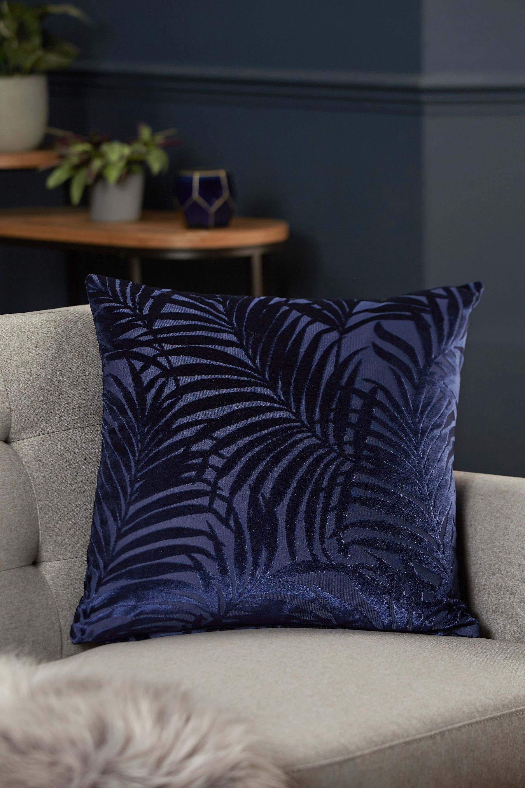 Palm Velvet Cushion