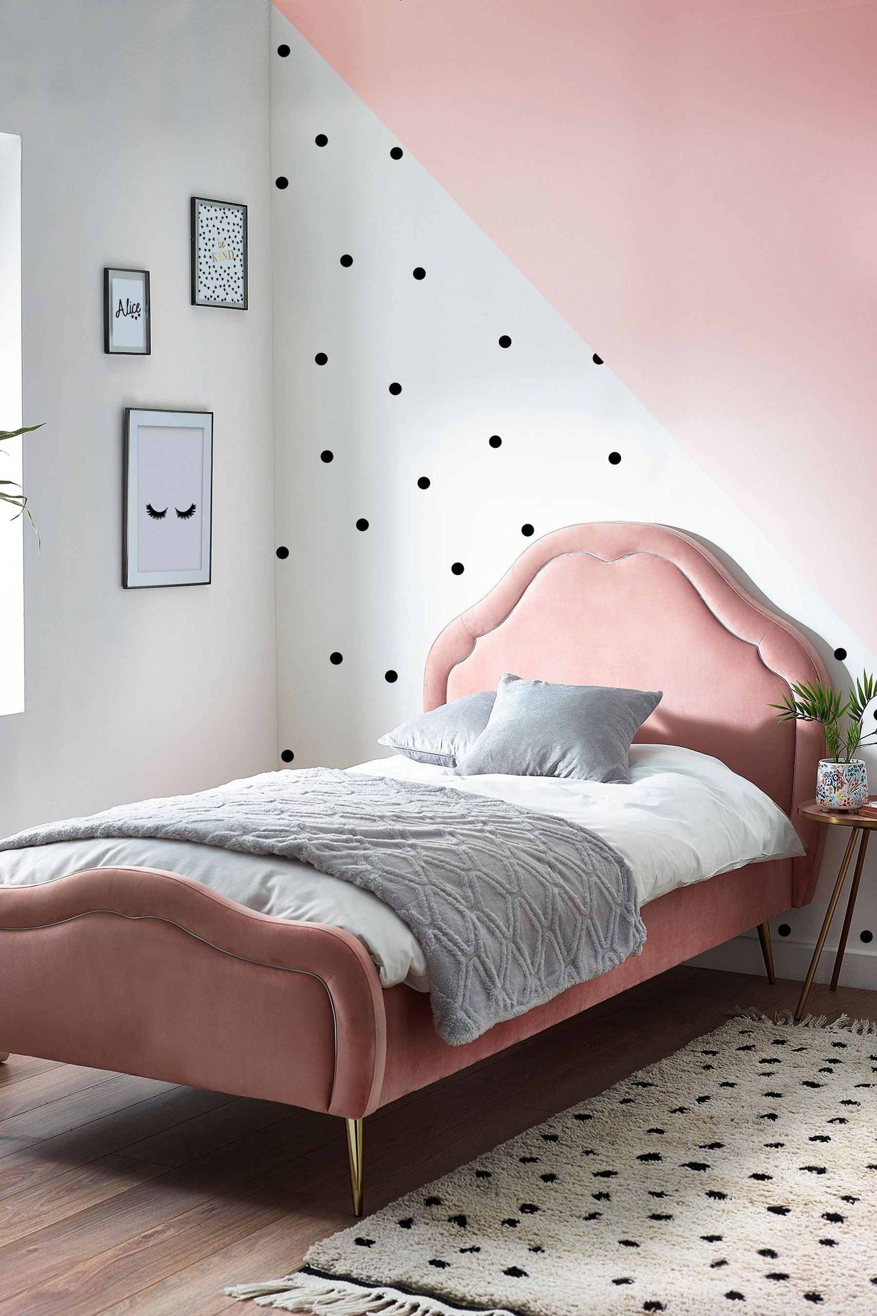 Princess Blush Pink Velvet Upholstered Bed