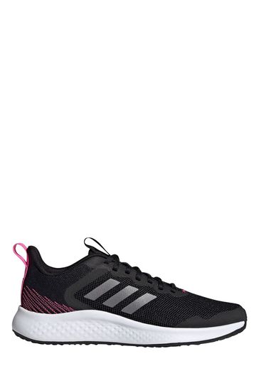 حذاء رياضي أسود Fluidstreet من adidas