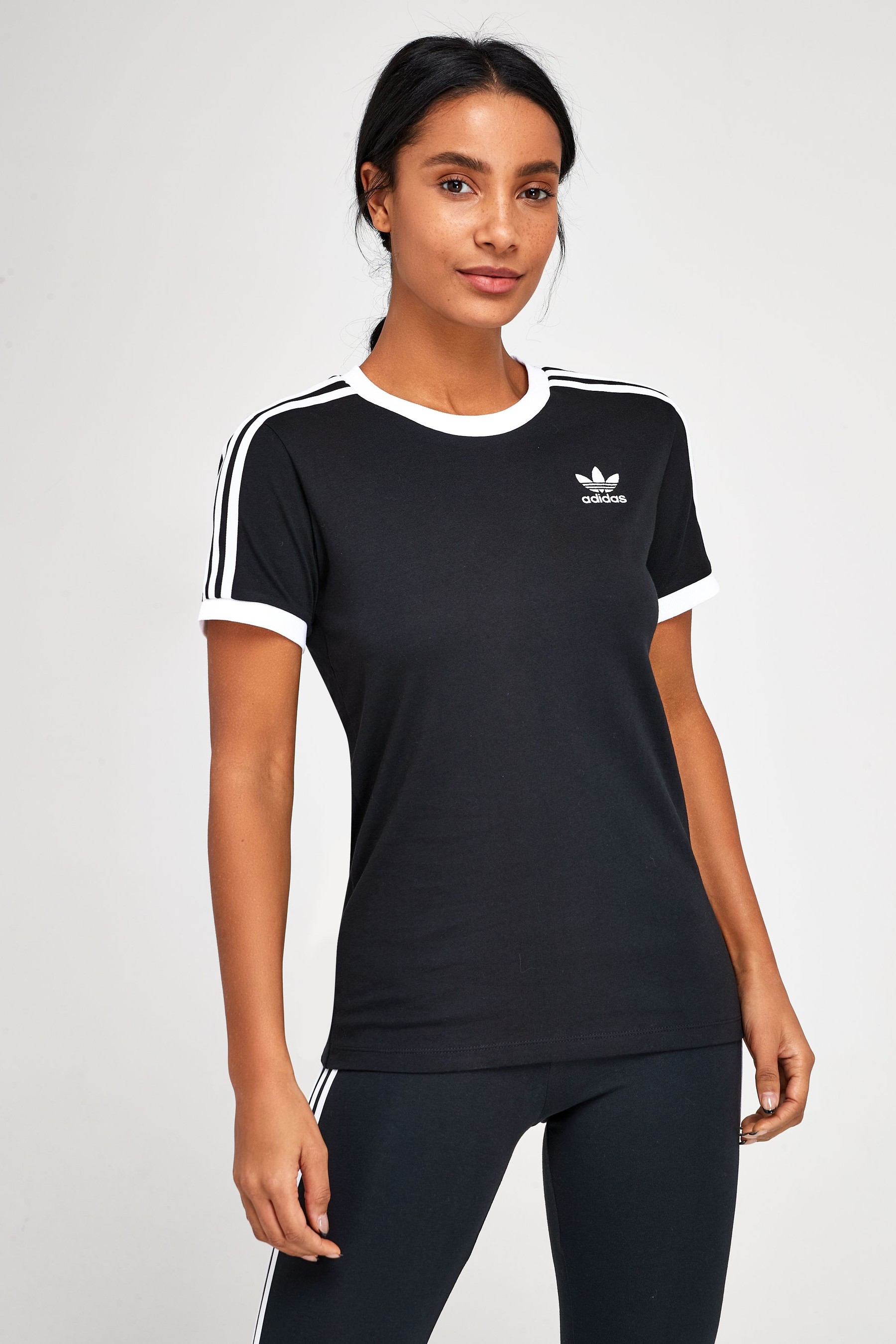 تي شيرت 3 خطوط من adidas Originals