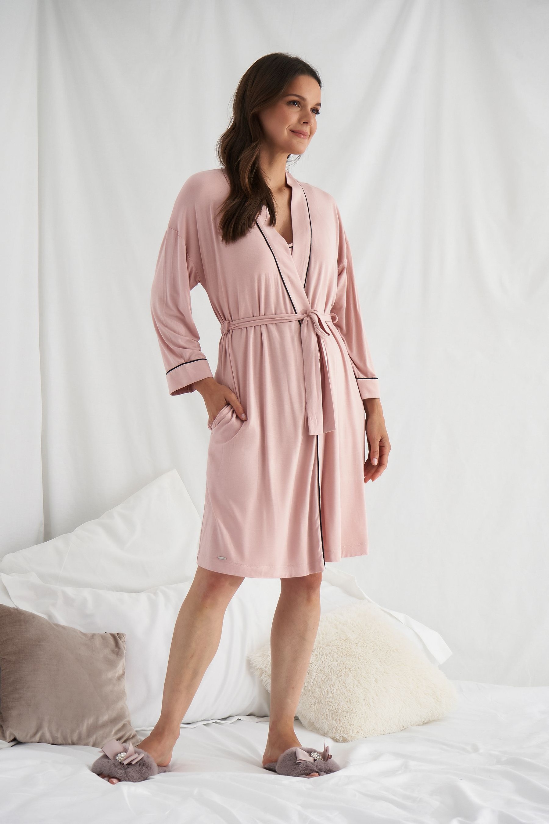 Pretty You London Bamboo Kimono Dressing Gown