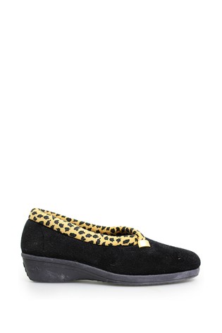 Lunar Ladies Ocelot Trim Slippers