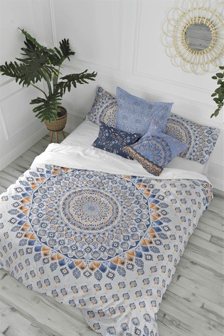 Happy Friday Salina Duvet Cover and Pillowcase Set