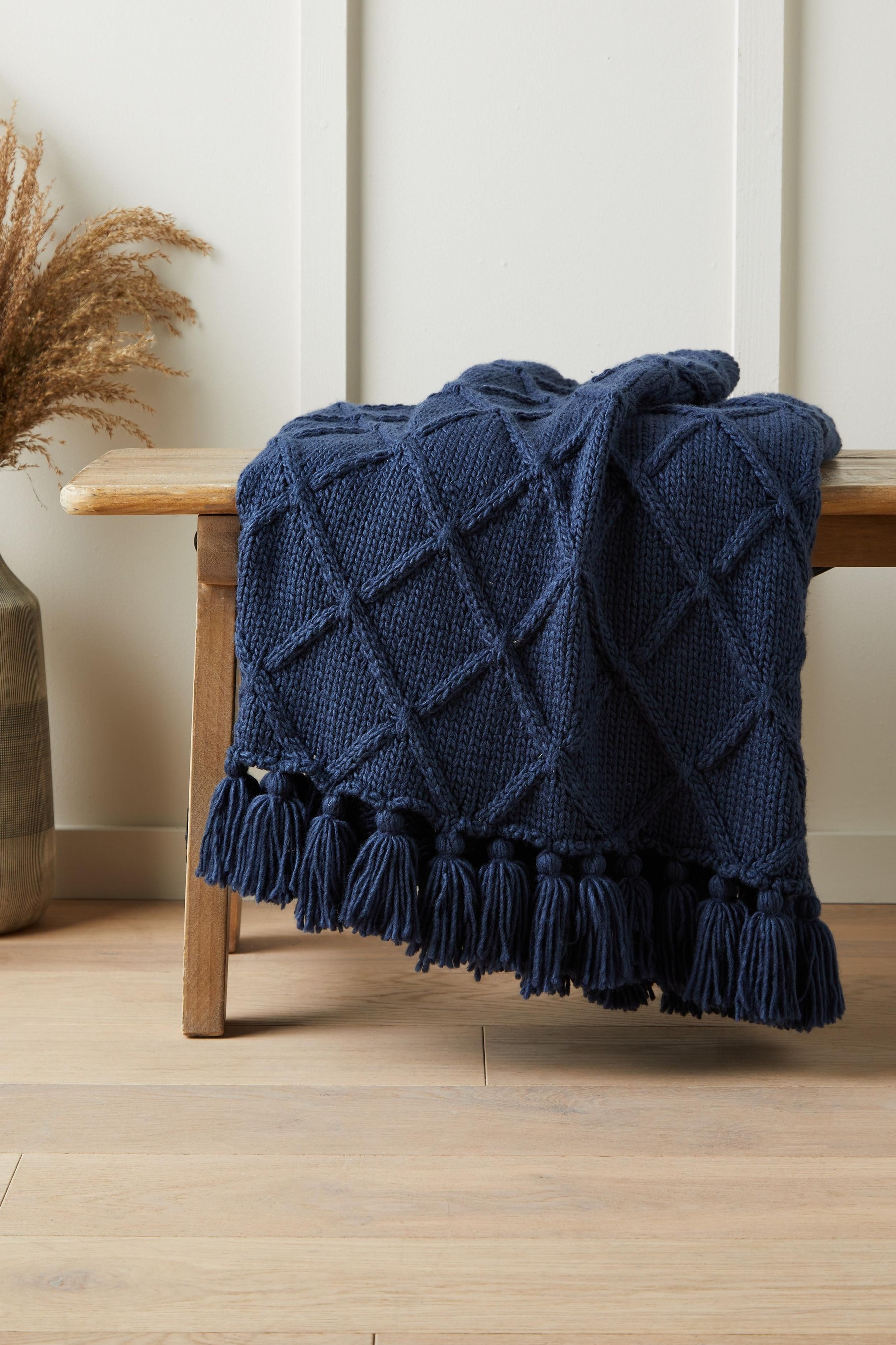 Chunky Cable Knit Throw