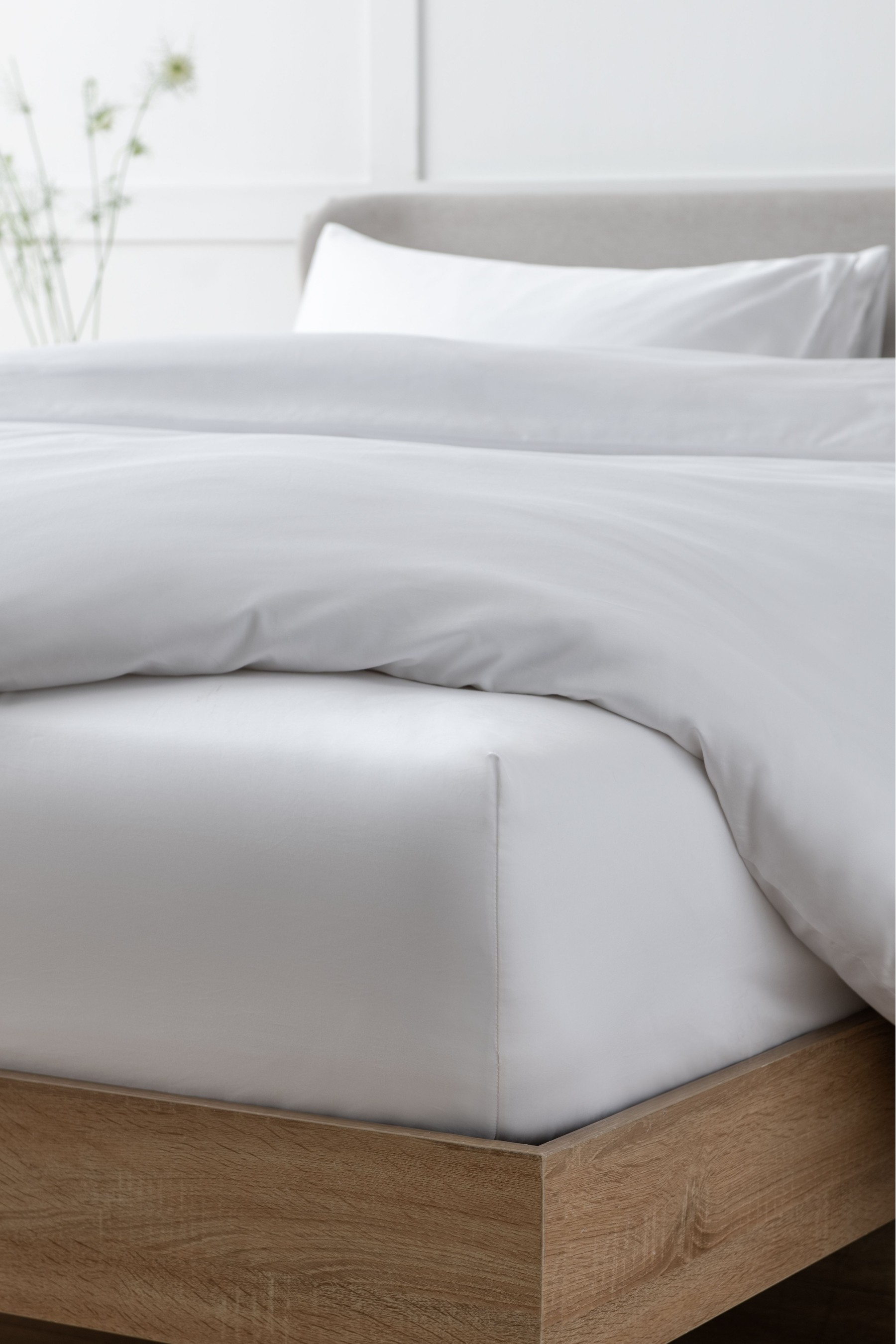 Collection Luxe 400 Thread Count 100% Egyptian Cotton Sateen Deep Fitted Sheet Deep Fitted