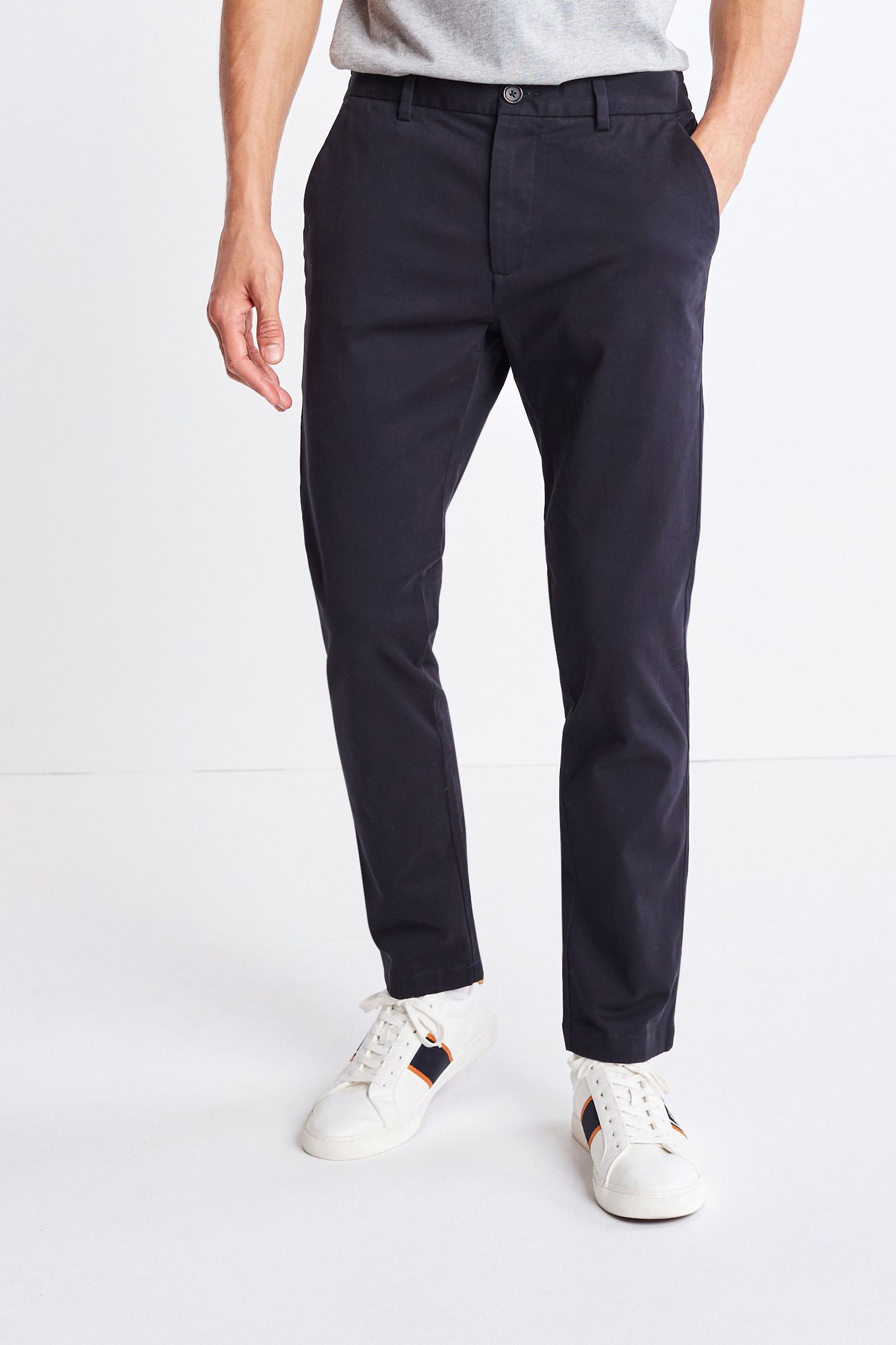 U09501s Skinny Fit