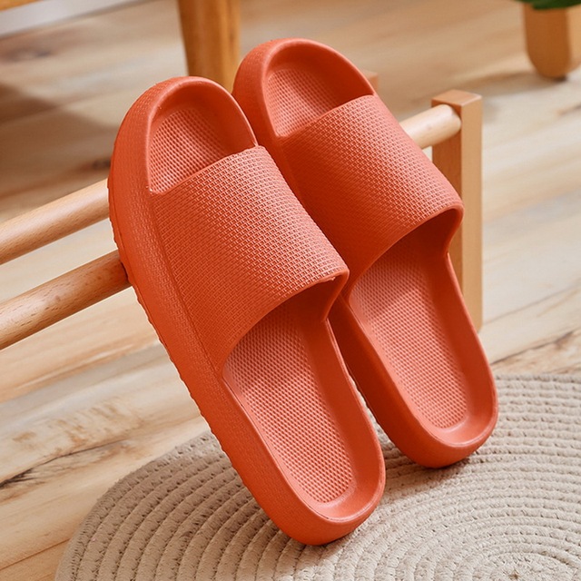 Home slippers anti-skid flip flops women's sandals women's fashion soft sole EVA indoor slides thick platform simple cloud slippers