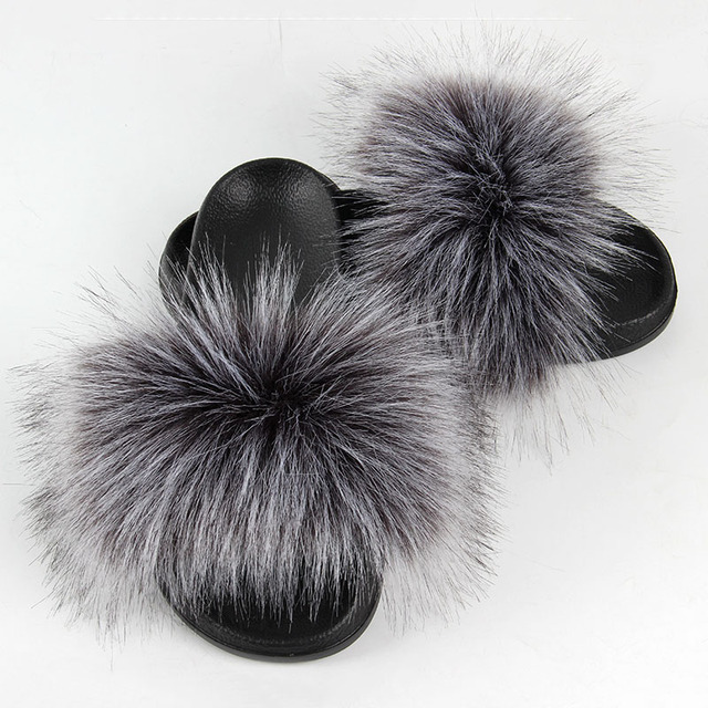 Women Summer New Synthetic Fox Fur Slippers Indoor Home Furry Cute Faux Raccoon Fur Non-slip Outdoor Home Shoes Beach Sandals