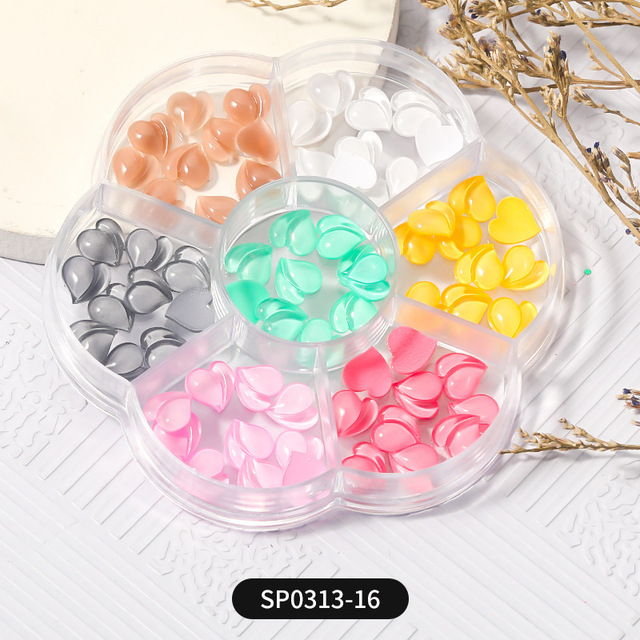 1 Box of 7 Nail Art Decorations Bow Aurora Bear Butterfly Rhinestone Pearl Mixed Set Box DIY Nail Decoration designer charms