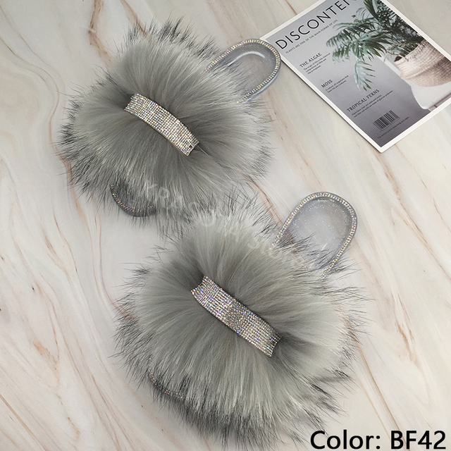 Jelly Slippers Transparent Crystal Flat Slippers Furry Slides for Women Fluffy Slippers Fur Sandals Flip Flop Ladies Summer 2022