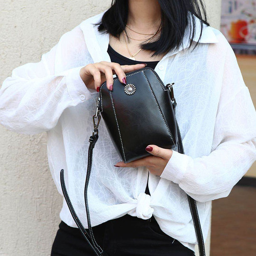 Genuine Leather Mobile Phone Cover Women Messenger Bag Cowhide 2022 Shoulder Bag Oil Wax Skin Small Square Box Purses Crossbody