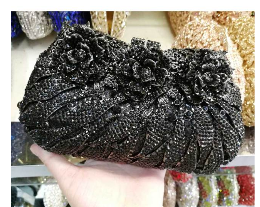 18 Colors Wedding Formal Dinner Clutch Women Golden Crystal Hand Evening Bags Metal Clutches Bags Flower Purse Wedding Purse