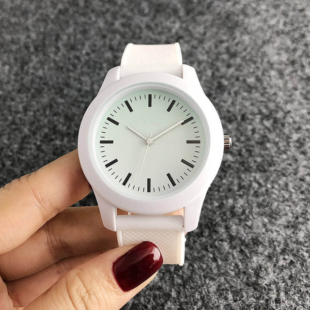 Brand Wrist Watches Fashion Men Women Ladies Girl Couples Crocodile Pattern Quartz Casual Silicone Band Watch LA07