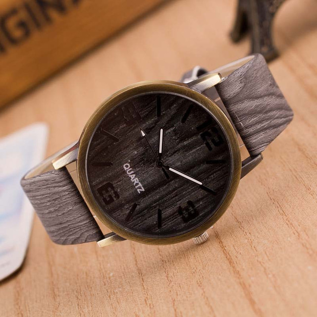 Hot Simulation Wooden Men's Quartz Watches Popular Casual Wooden Color Leather Strap Clock Creative Personality Male Wristwatch