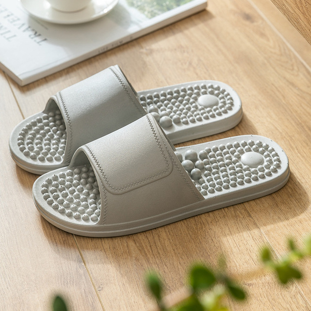 2022 Massage Slippers Women Sandals Men Unisex Indoor Non-slip Solid Soft Bottom Couple Flip Flops Home Bathroom Shoes