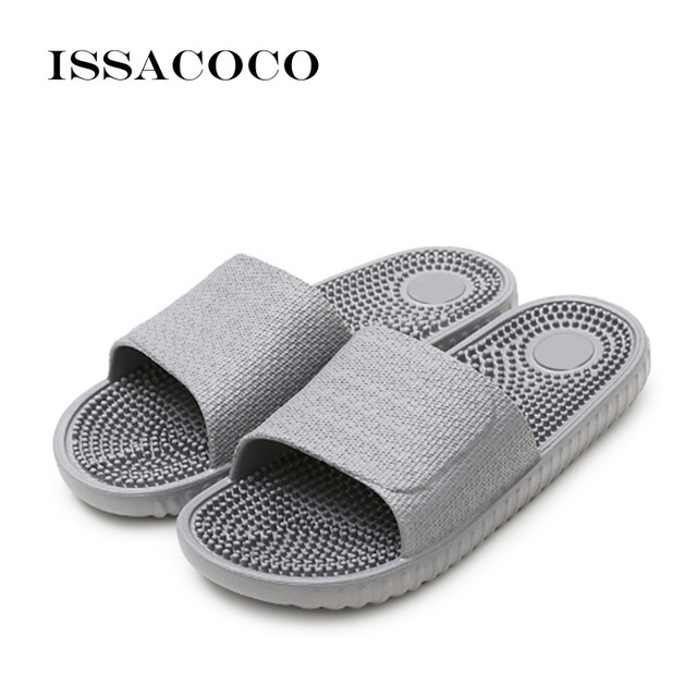 ISSACOCO Men Flat Indoor Massage Slippers Men Home Non-slip Massage Slippers Zapatos Hombre Beach Flip Flops Men Slides