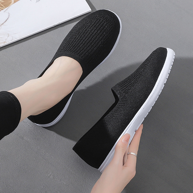 Mesh shoes women summer old Beijing cloth shoes women's shoes breathable hollow mesh casual sneakers women middle-aged mom shoes