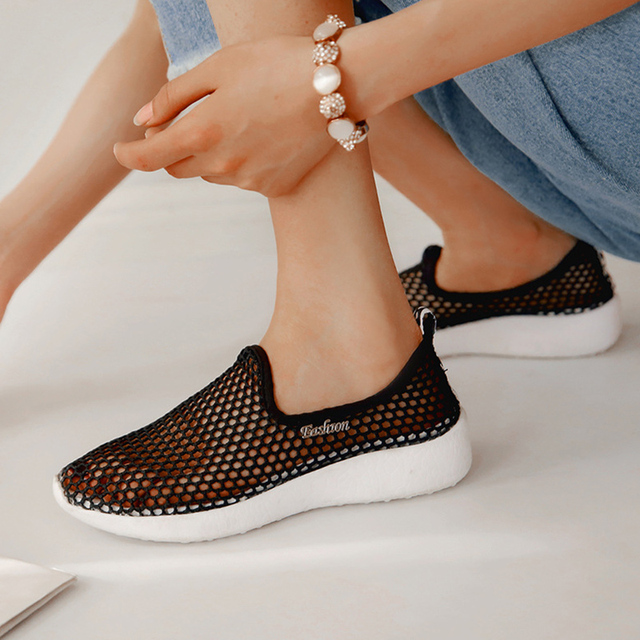 Hollow mesh white shoes women sneakers light breathable casual perspective new shoes slip-on loafers running shoes women sneakers