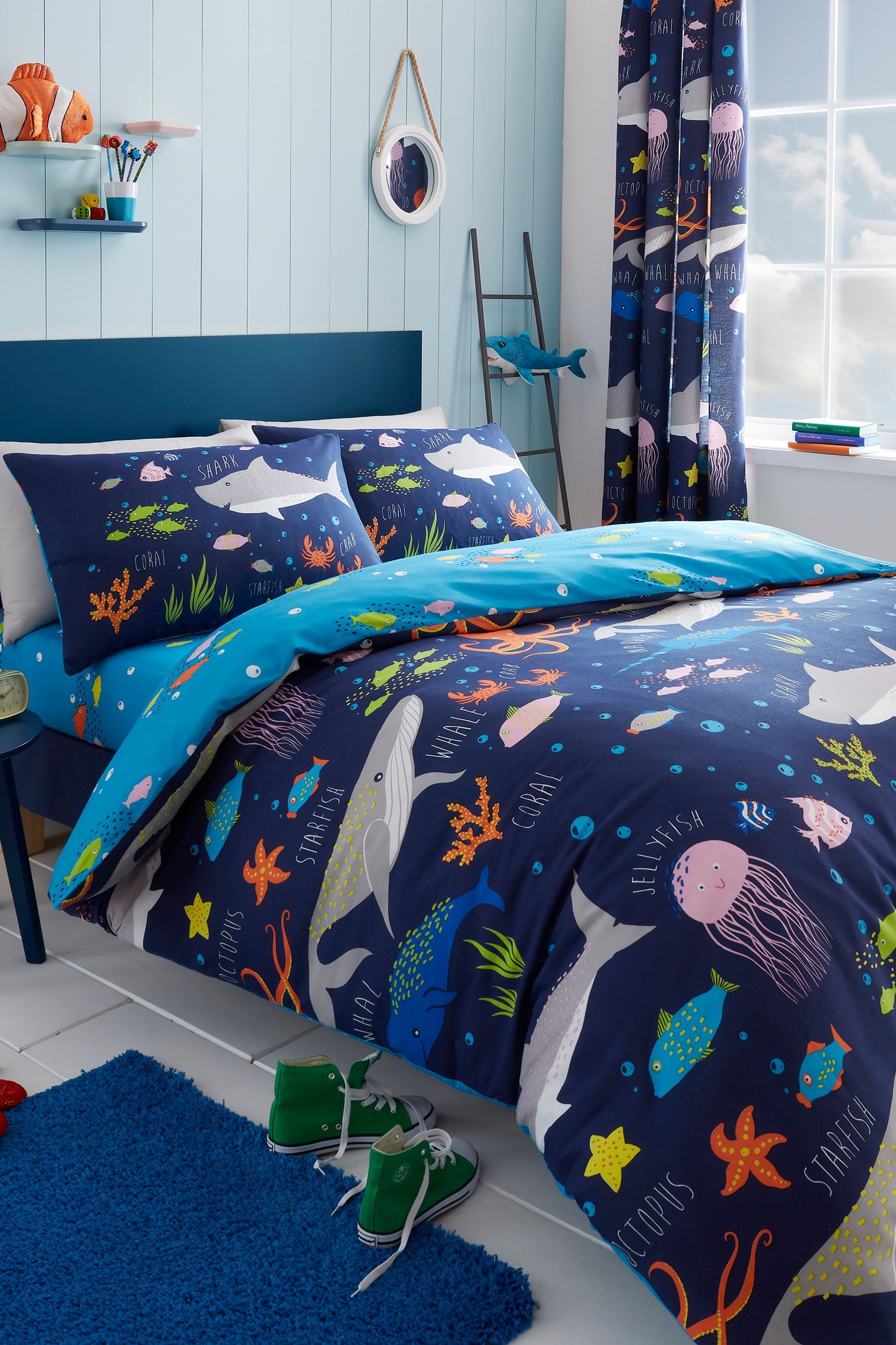 Bedlam Glow In The Dark Sea Life Duvet Cover and Pillowcase Set