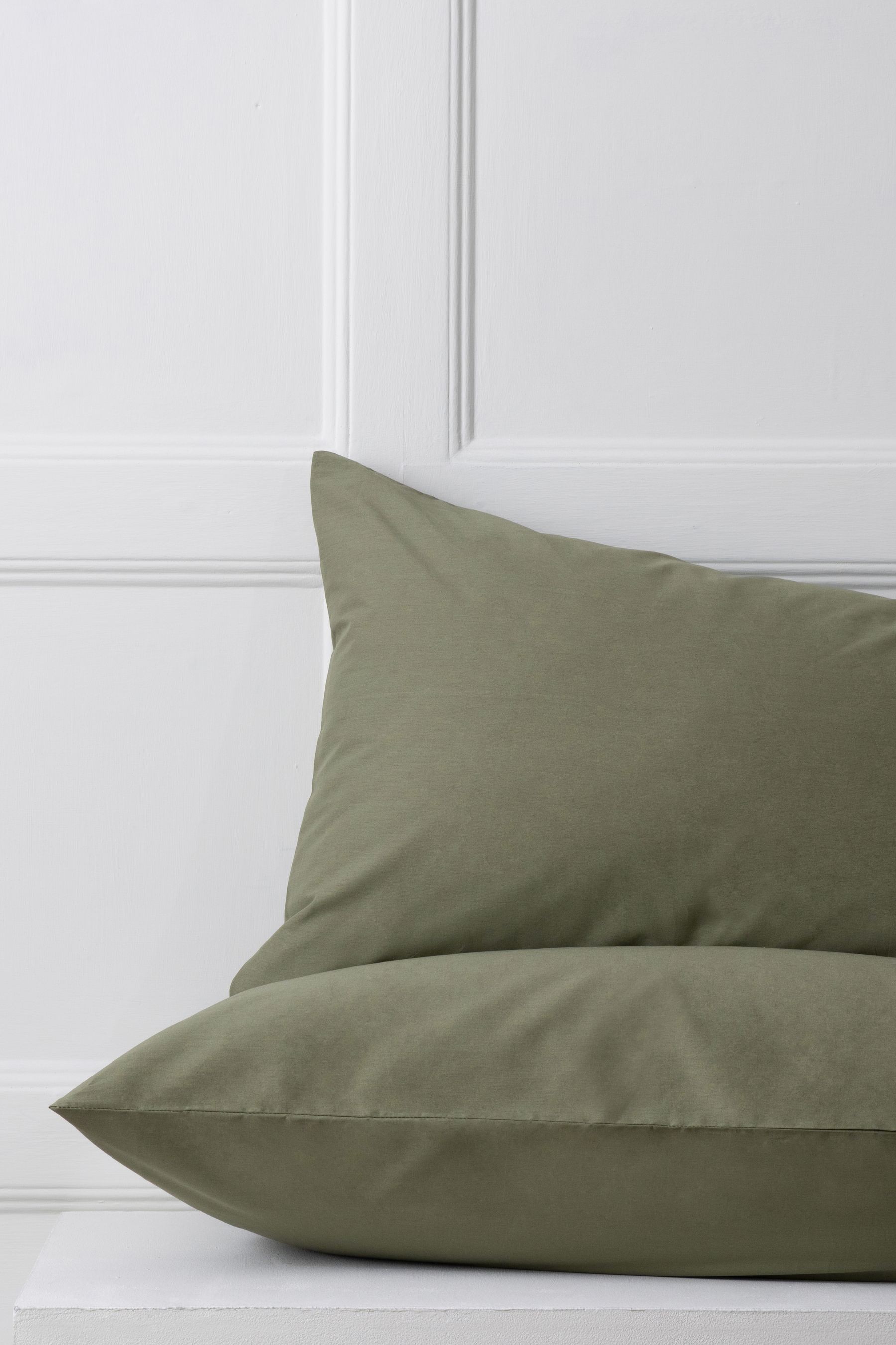 Set of 2 Cotton Rich Pillowcases