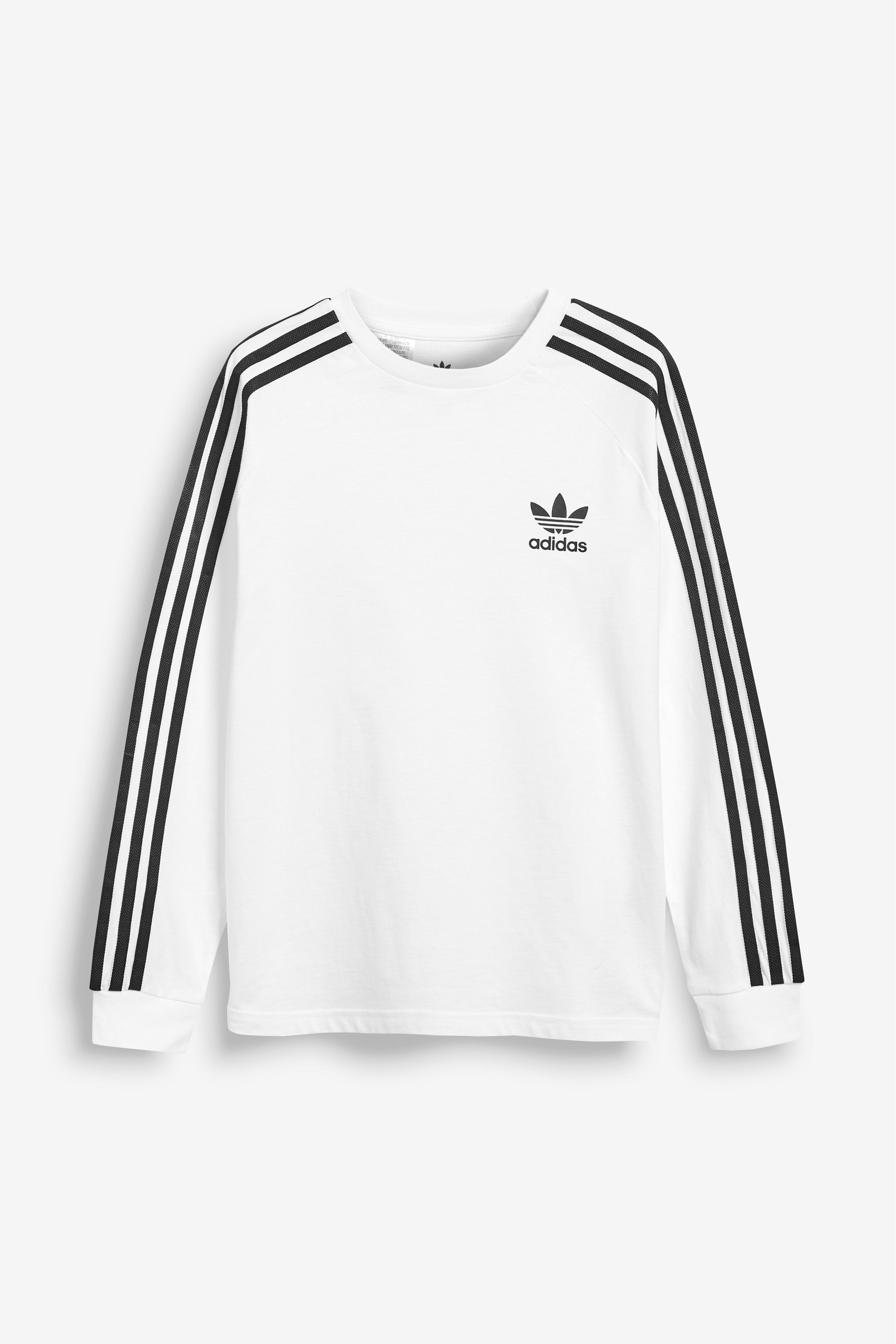 تي شيرت أبيض بأكمام طويلة من adidas Originals