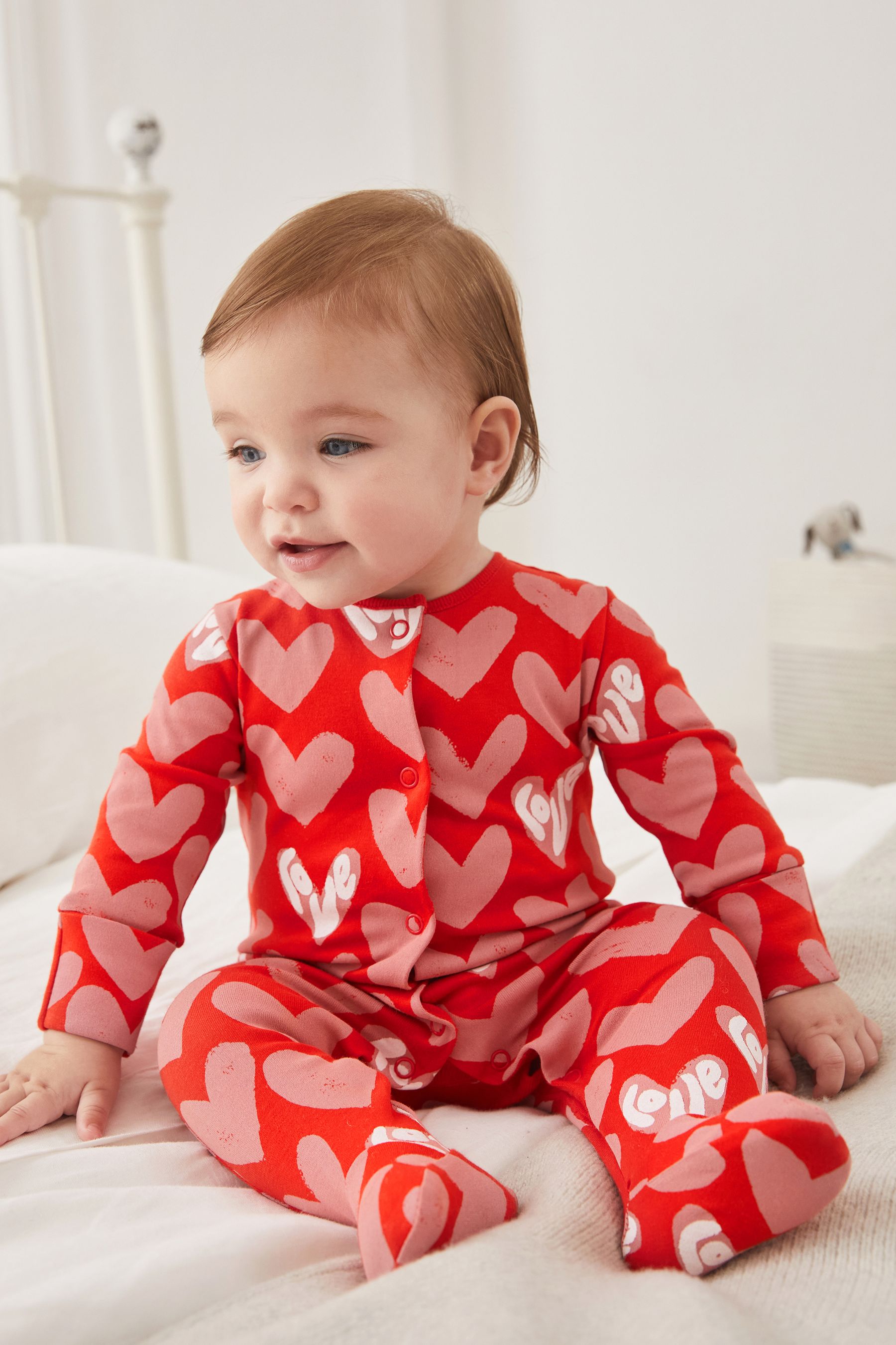 Baby Single Sleepsuit (0mths-3yrs)