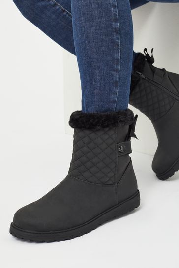 Lipsy Quilted Faux Fur Lined Boot (Older)