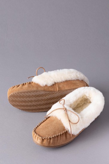 Lakeland Leather Ladies Sheepskin Moccasin Slippers